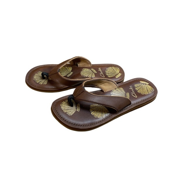 Clarks Brown Leather Flip Flop Sandals Seashell Print Thong Beach Size 9 Shoes - Picture 14 of 14